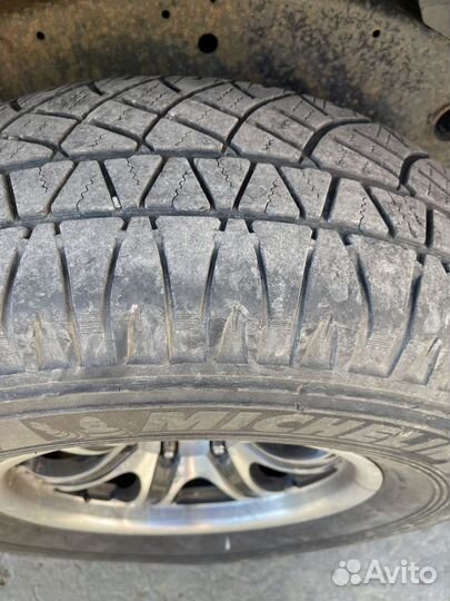 Michelin Latitude Cross 275/70 R16