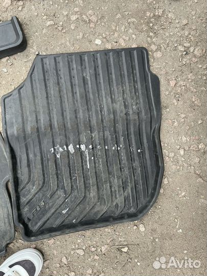 Honda fit коврики
