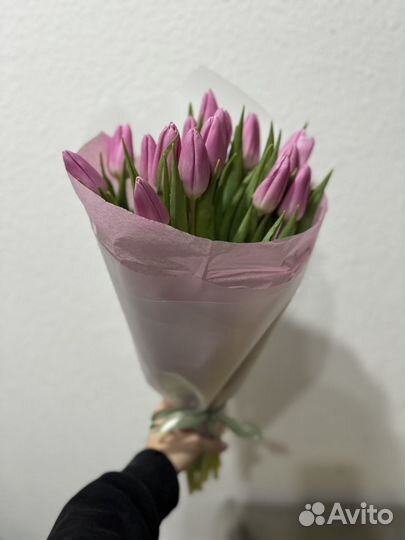 Букет на 8 марта тюльпаны 15 шт