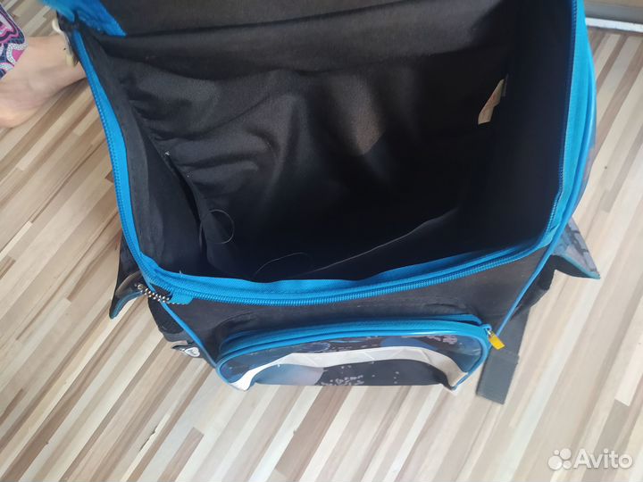 Рюкзак школьный для мальчика б.у