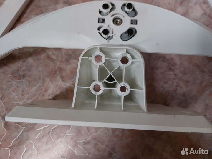 Подставка для телевизора LG 42LA667V