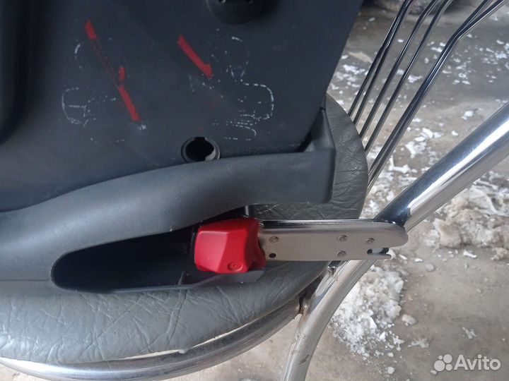Детское автокресло с изофикс