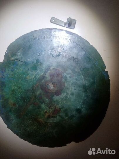 Бронзовое античное зеркало