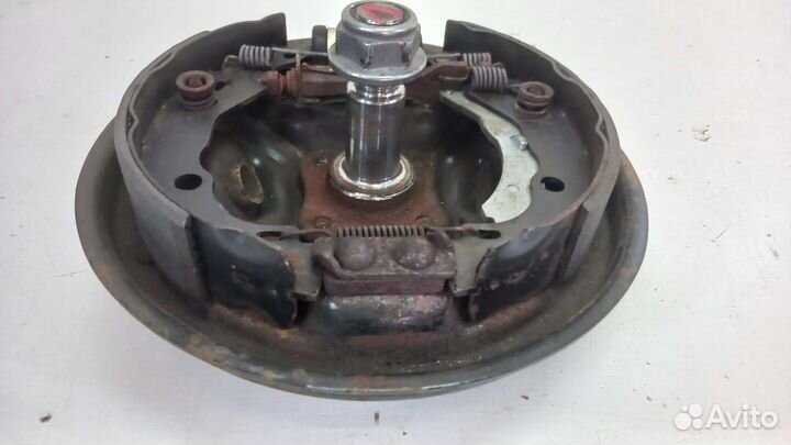 Ступица задняя левая в сборе Renault Logan 2