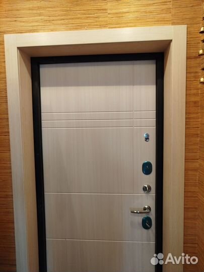 Монтаж входных металлических дверей