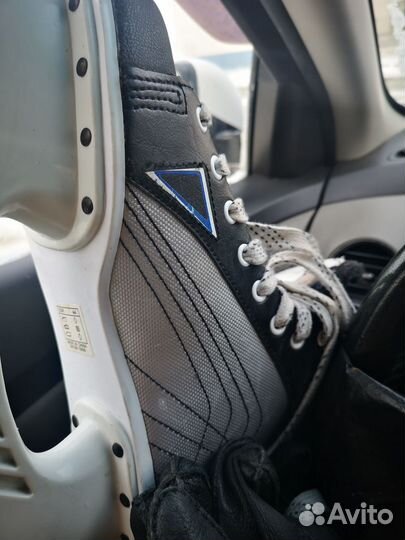 Коньки хоккейные 44 размер