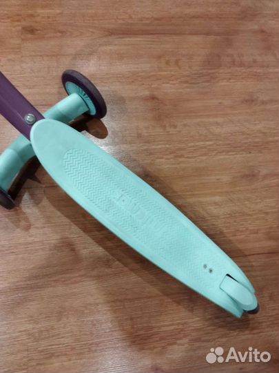 Самокат детский трехколесный