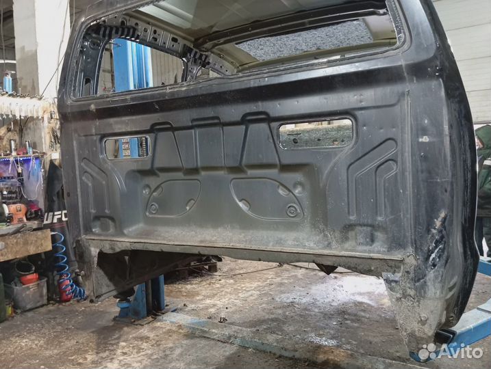 Панель задняя Volkswagen Amarok (2H)