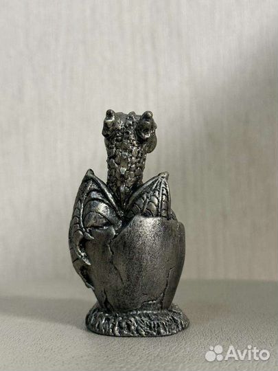 Статуэтка дракон