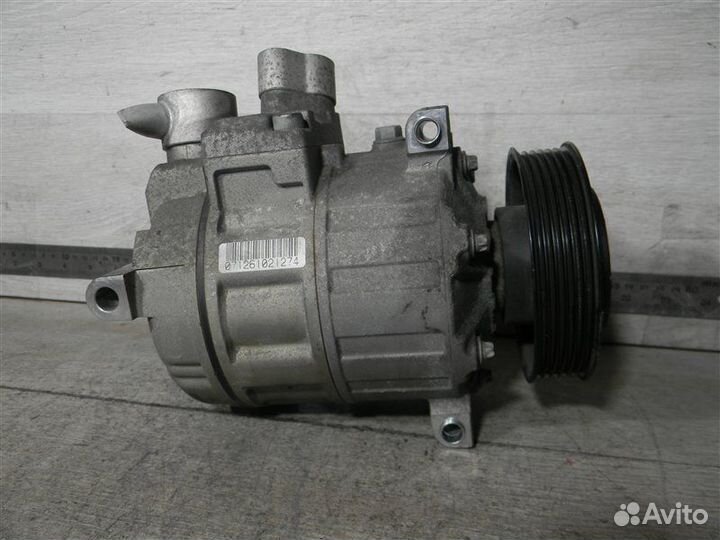 Компрессор кондиционера 1K0820803N Volkswagen