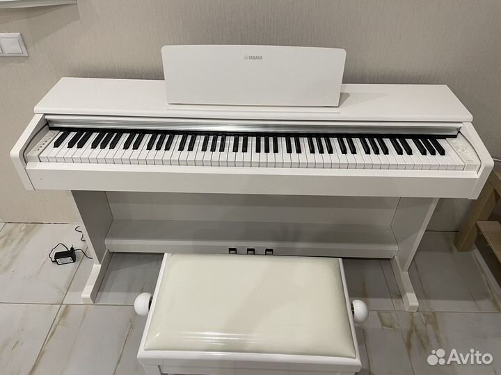 Цифровое пианино Yamaha YDP-144