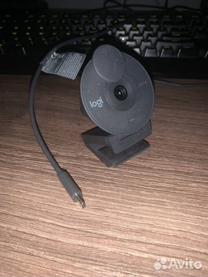 Веб-камера Logitech brio 300