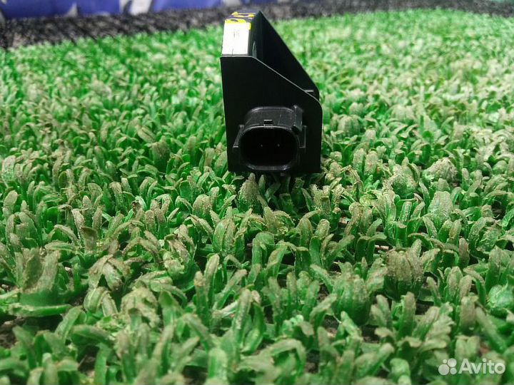 Датчик удара Mitsubishi Pajero Sport