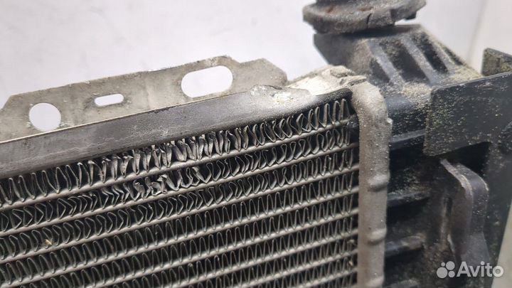 Радиатор охлаждения двигателя Mazda Tribute 2007