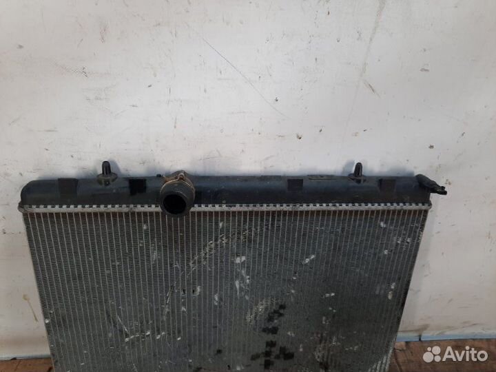 Радиатор основной Peugeot 3008 хэтчбэк 5 дв. 1.6