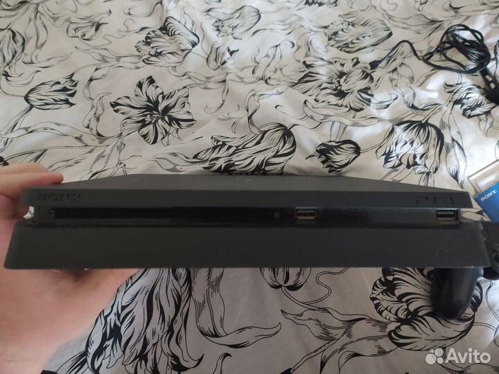 Sony playstation 4 slim 1tb