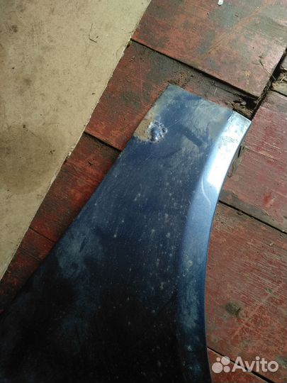 Крыло переднее левое на mitsubishi lancer 10