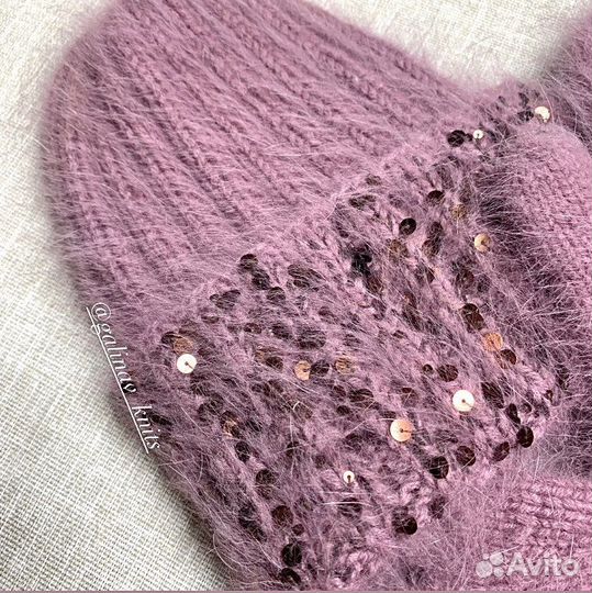 Шапка и варежки из ангоры