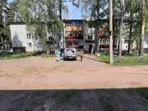 3-к. квартира, 64 м², 1/3 эт.