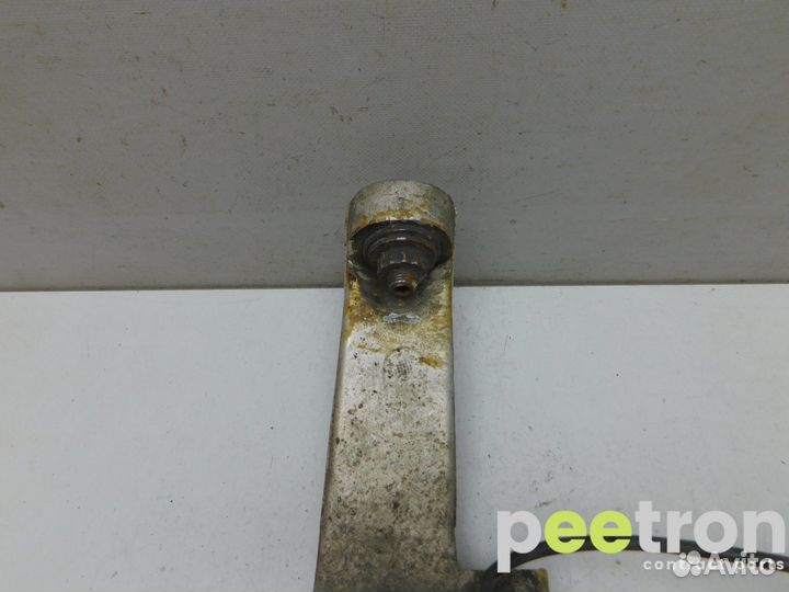 Б/У Б/У Кулак поворотный передний правый б/у