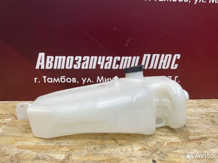 Бачок омывателя Renault Logan
