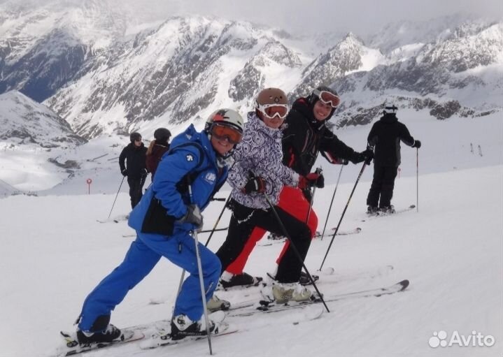 Инструктор по горным лыжам и сноуборду