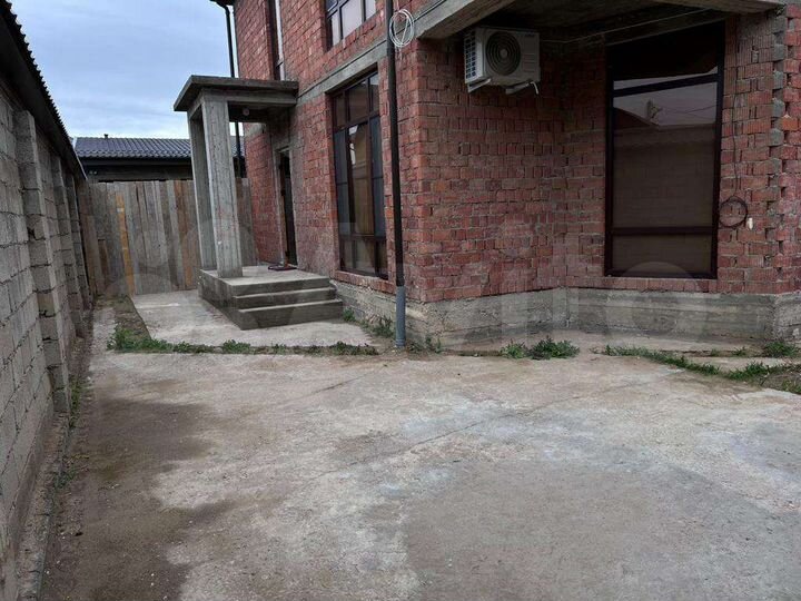 Дом 161 м² на участке 3,7 сот.