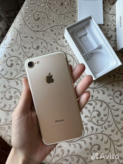 iPhone 7, 32 ГБ