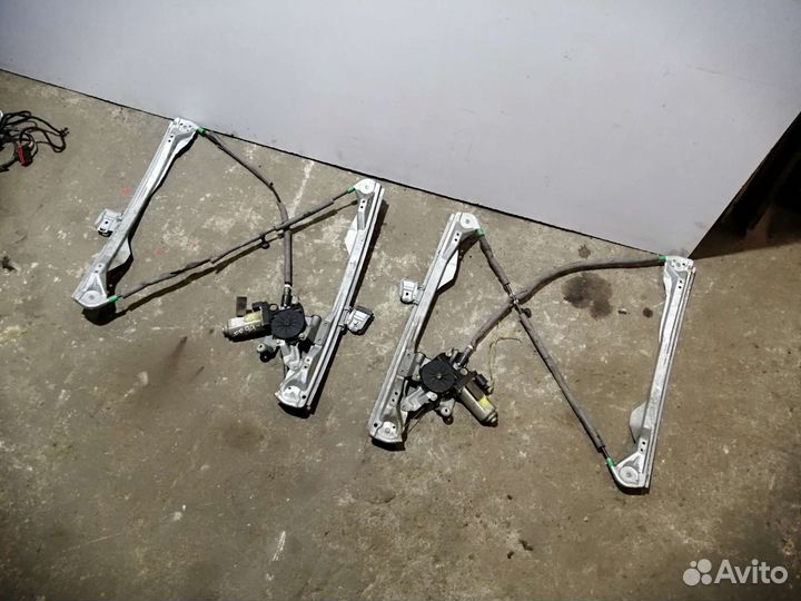 Стеклоподьемник на трехдверку Форд Фокус 1