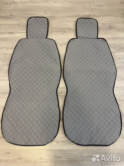 Серые накидки/чехлы на сиденье авто