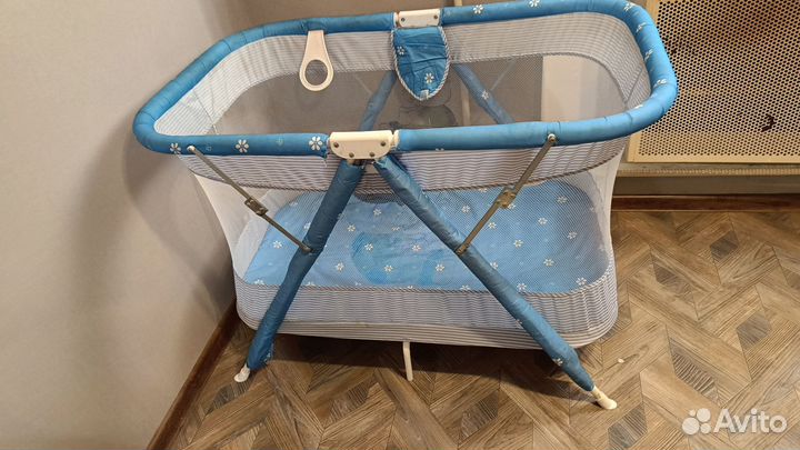 Манеж детский складной