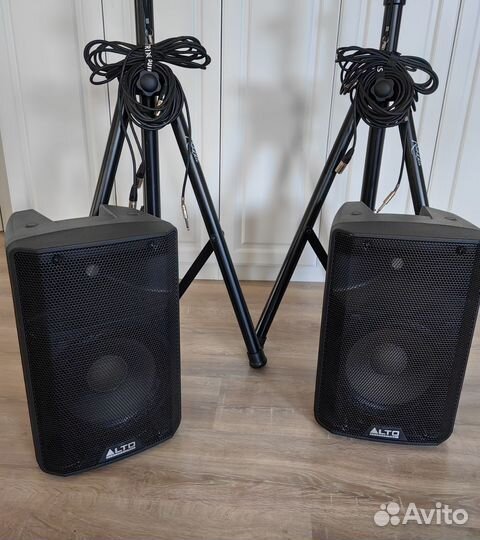 Акустические колонки alto Professoinal TX210 300W