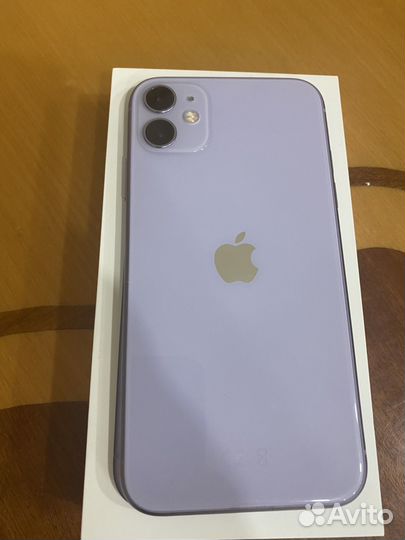 iPhone 11, 64 ГБ