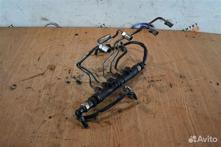 Топливная рейка Toyota Avensis универсал 1CD-FTV