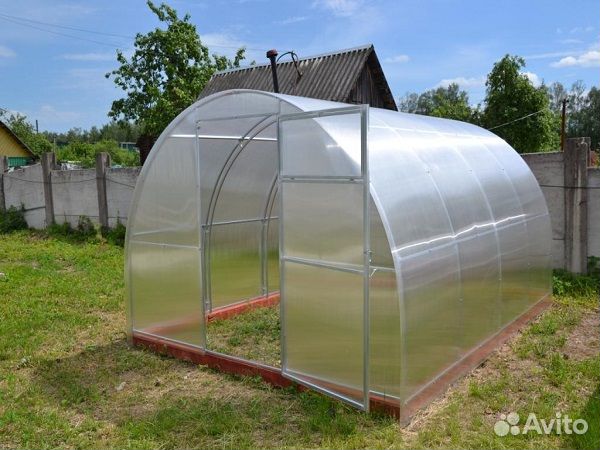Теплица арочная с поликарбонатом