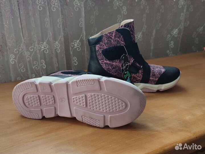 Ортопедические демисезонные ботинки