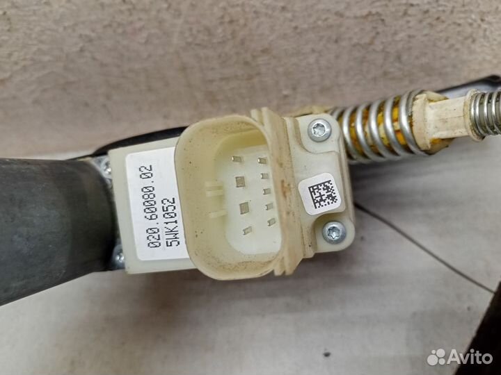 Стеклоподъемник электрический передний правый 5133