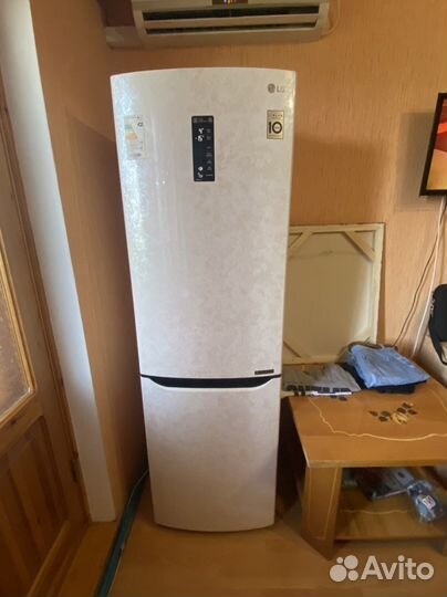 Холодильник lg