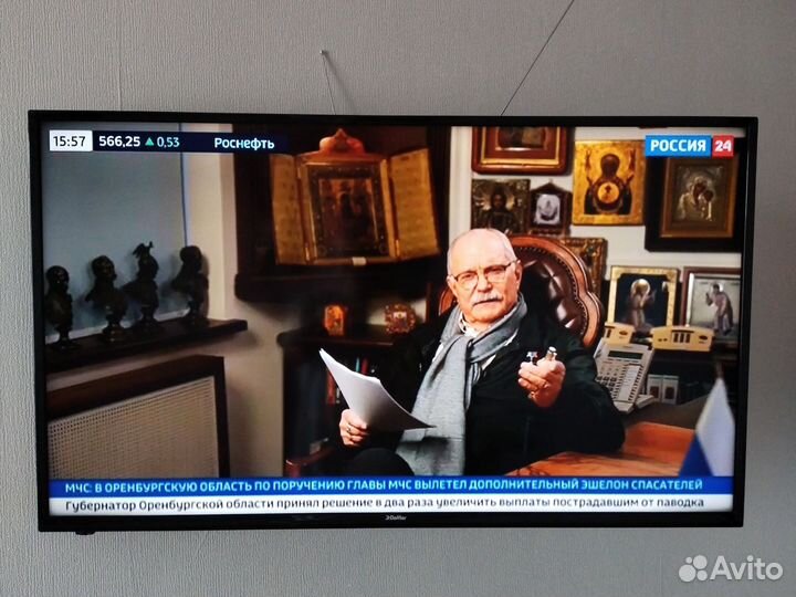 Телевизор SMART tv с вайфаем бу