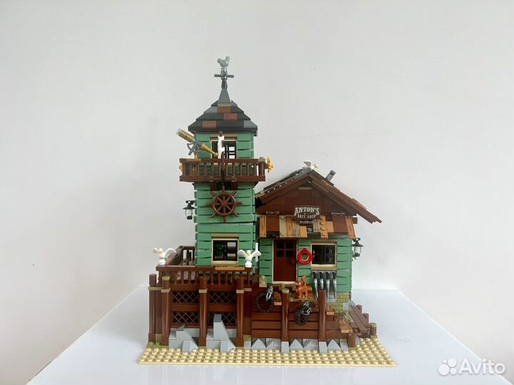 Lego Ideas Old Fishing Store 21310 / собранный