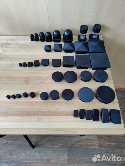 Заглушки пластиковые внутренние на трубу