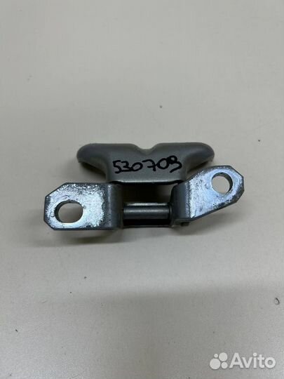 Петля двери задней правой верхняя Kia Venga YN 201