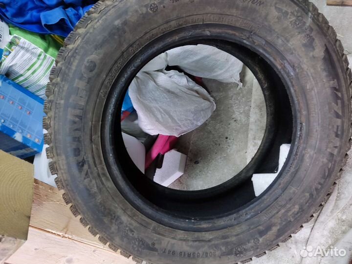 Kumho I'Zen KW22 205/65 R15 94T