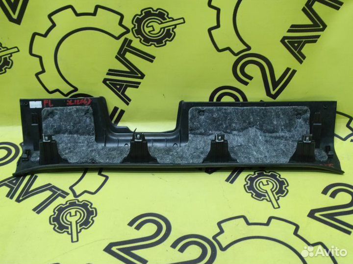 Накладка на порог внутренняя передняя левая Kia