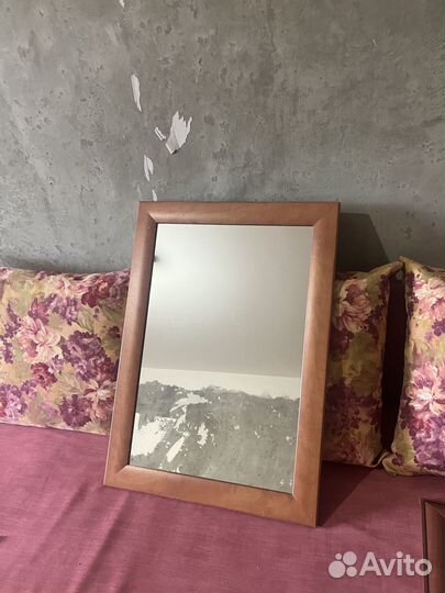 Зеркало настенное