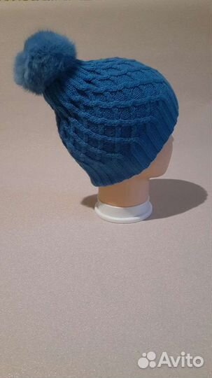 Шапка женская вязаная из шерсти для девочки