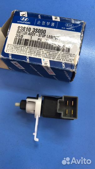 Датчик стоп сигнала KIA Ceed 12,Rio 4,IX-35