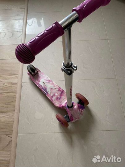 Самокат детский трехколесный reaction