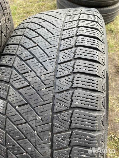 Continental ContiVikingContact 6 SUV 235/55 R17