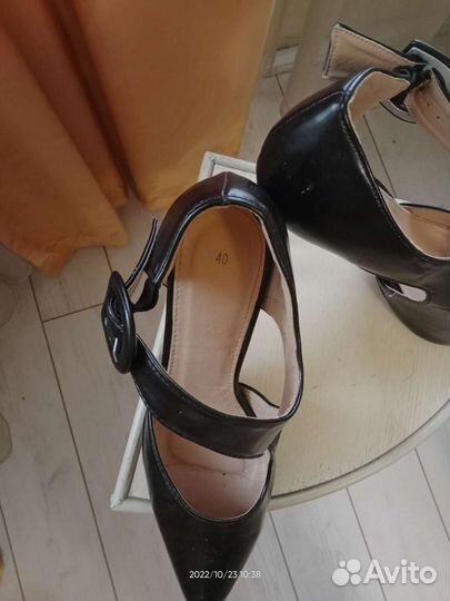 Босоножки женские 40 размер